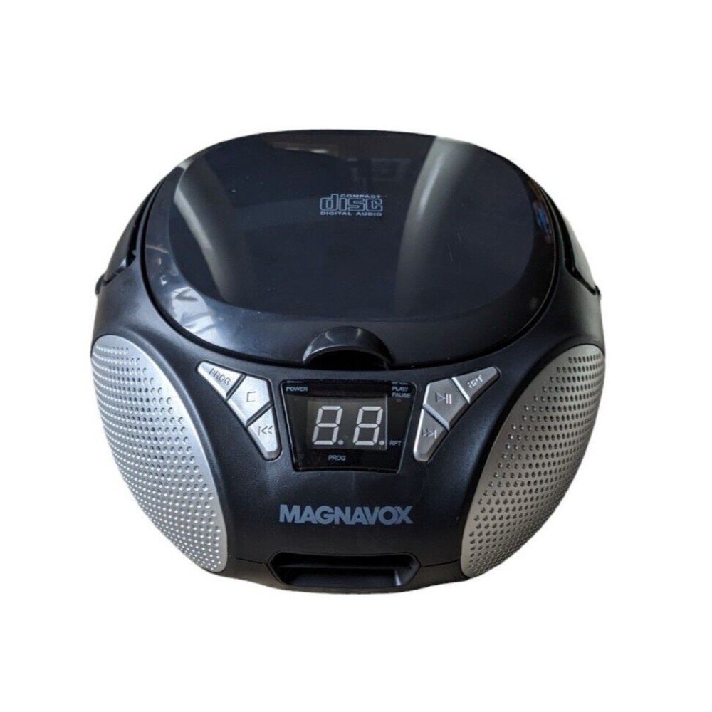 Magnavox Compact Disc Digital Audio AM FM Radio CD Player AC or Battery MD6924